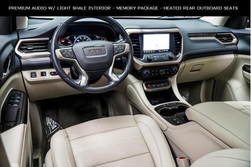 2022 GMC Acadia Denali