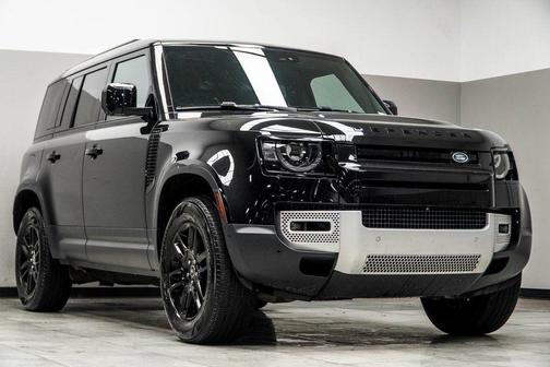 2025 Land Rover Defender 110 P300