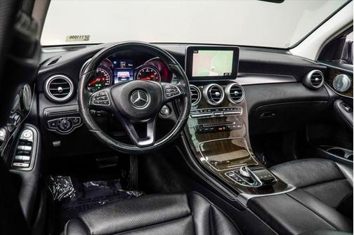 2016 Mercedes-Benz GLC 300 4MATIC