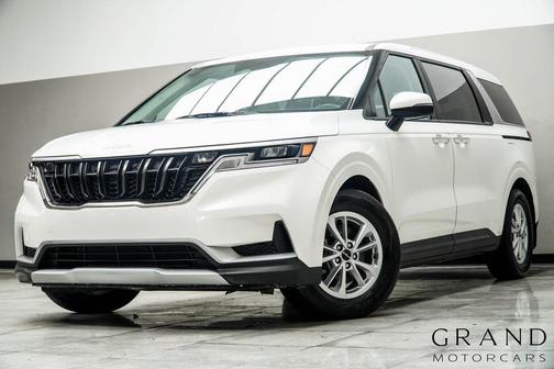 2024 Kia Carnival LX