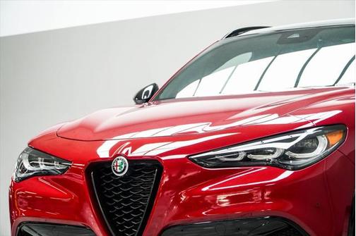 2024 Alfa Romeo Stelvio Ti