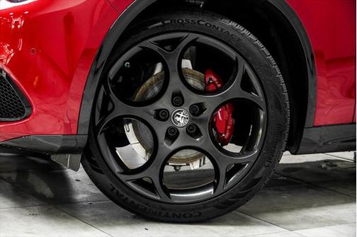 2024 Alfa Romeo Stelvio Ti