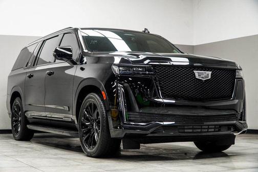 2023 Cadillac Escalade ESV Sport Platinum
