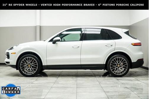 2023 Porsche Cayenne Base
