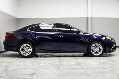2016 Lexus ES 350 Base