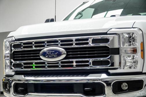 2024 Ford F-350 XLT