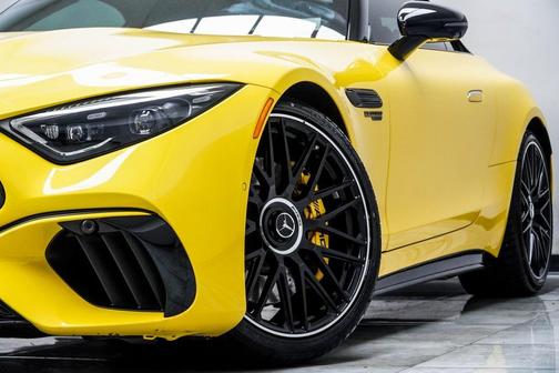 2022 Mercedes-Benz AMG SL 63 Base