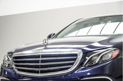 2017 Mercedes-Benz E-Class 4MATIC