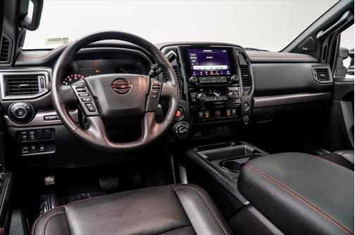 2024 Nissan Titan PRO-4X