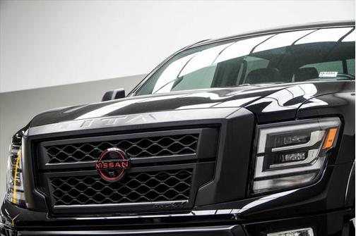 2024 Nissan Titan PRO-4X