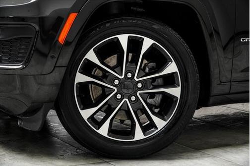 2022 Jeep Grand Cherokee L Overland