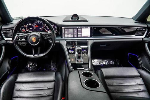 2021 Porsche Panamera Base