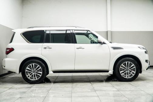 2023 Nissan Armada SL 2WD