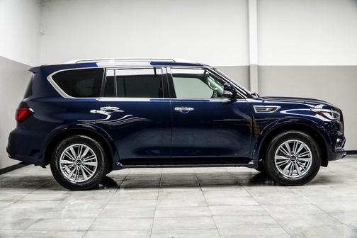 2021 INFINITI QX80 Luxe