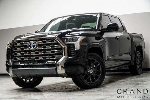 2023 Toyota Tundra Hybrid Platinum