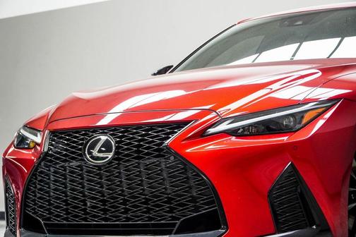2022 Lexus IS 350 Base