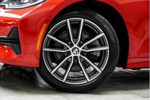 2021 BMW 330 xDrive