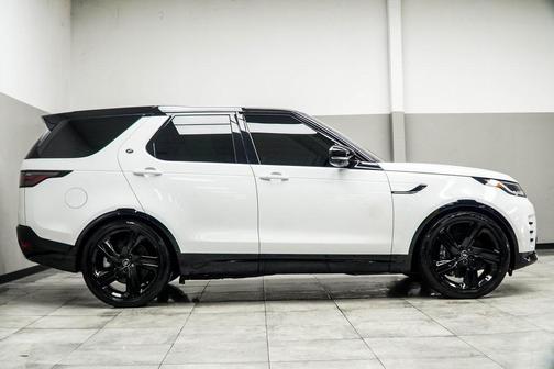 2024 Land Rover Discovery P360 Dynamic SE