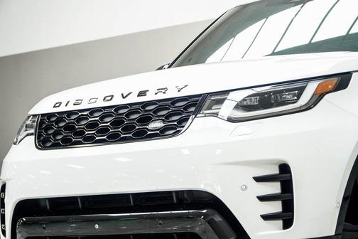 2024 Land Rover Discovery P360 Dynamic SE