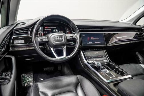 2022 Audi Q7 55 Premium Plus