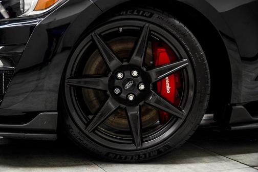 2022 Ford Shelby GT500 Base