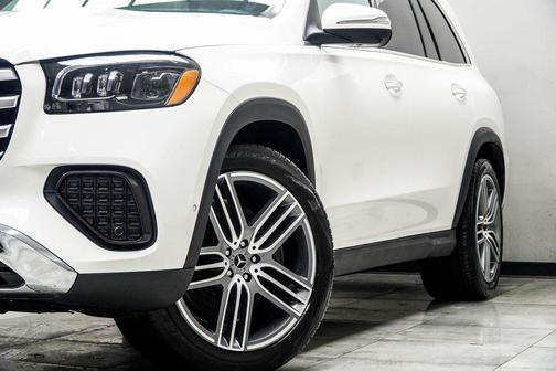 Polar White 2025 Mercedes-Benz GLS 450 4MATIC