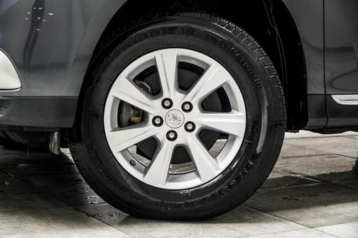 2013 Toyota Highlander SE
