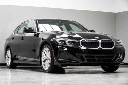 Jet Black 2025 BMW 330 330i