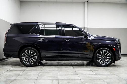 2022 Cadillac Escalade Sport