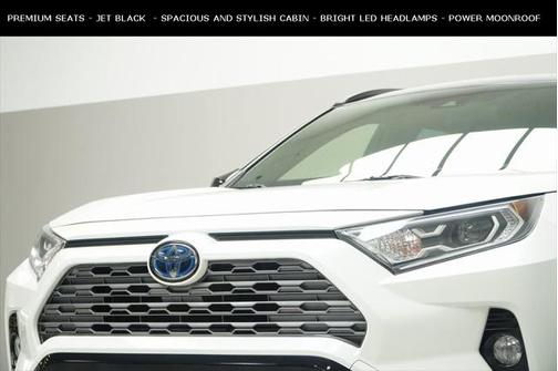 2020 Toyota RAV4 Hybrid SE