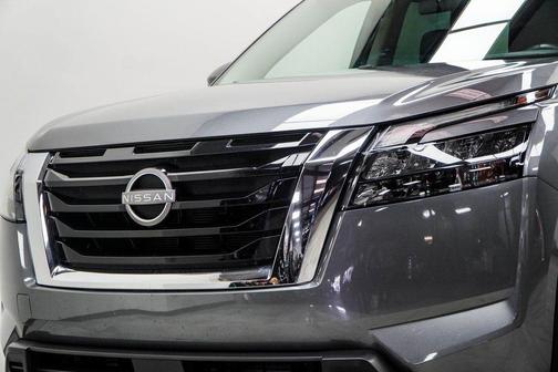 Gun Metallic 2025 Nissan Pathfinder SV 4WD