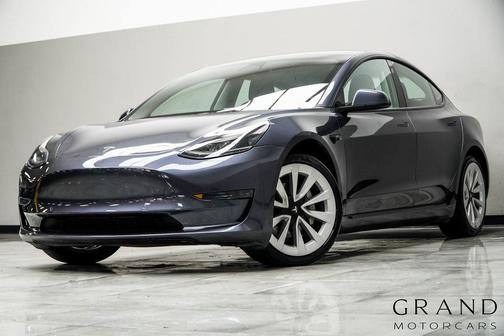 2022 Tesla Model 3 Standard Range