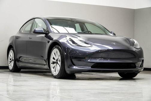 2022 Tesla Model 3 Standard Range
