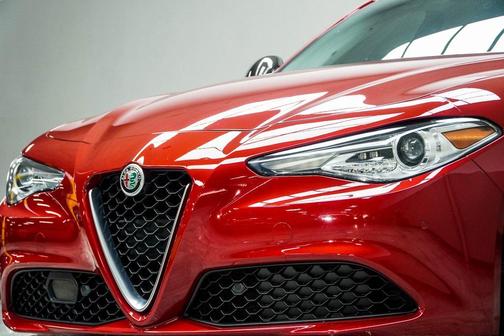 2018 Alfa Romeo Giulia Ti Lusso