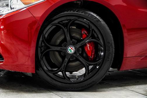 2018 Alfa Romeo Giulia Ti Lusso