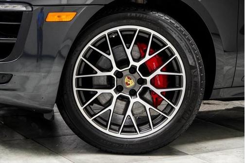 2018 Porsche Macan GTS