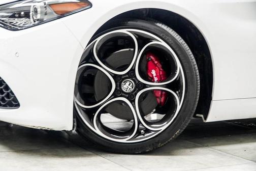 2022 Alfa Romeo Giulia Ti