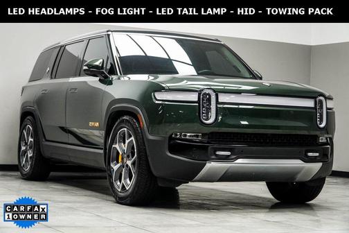 2023 Rivian R1S Adventure