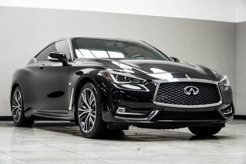 2017 INFINITI Q60 2.0t Premium