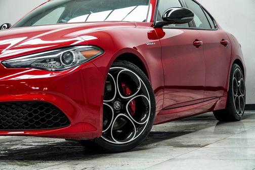 2023 Alfa Romeo Giulia Veloce RWD