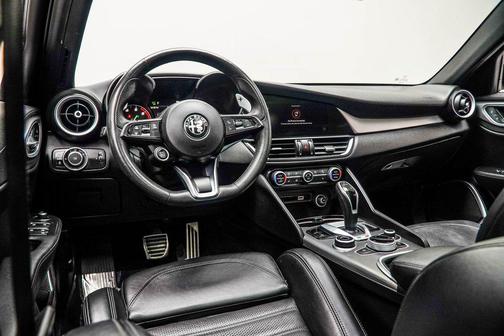 2023 Alfa Romeo Giulia Veloce RWD