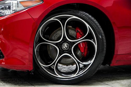 2023 Alfa Romeo Giulia Veloce RWD