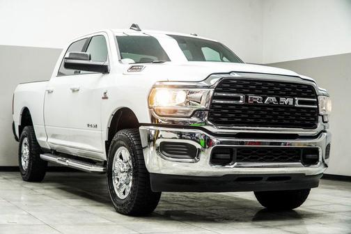 2022 RAM 2500 Big Horn Crew Cab 4x4 6'4' Box