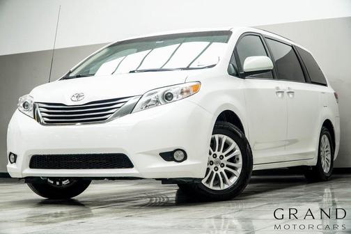 2013 Toyota Sienna XLE