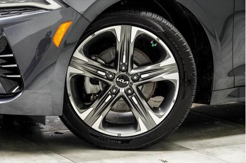 2024 Kia K5 EX