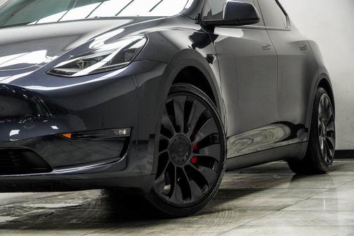 2024 Tesla Model Y Performance Dual Motor All-Wheel Drive