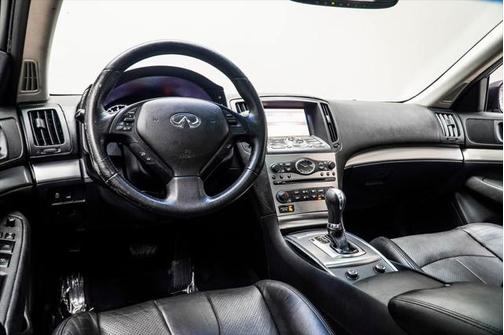2011 INFINITI G25 Journey