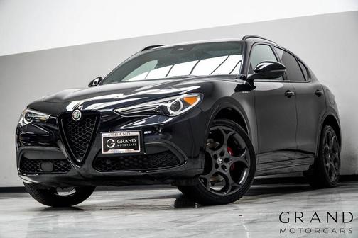 2023 Alfa Romeo Stelvio Veloce AWD