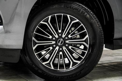 2025 Nissan Armada Platinum 4WD