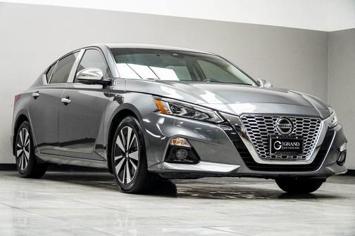 2022 Nissan Altima 2.5 SL